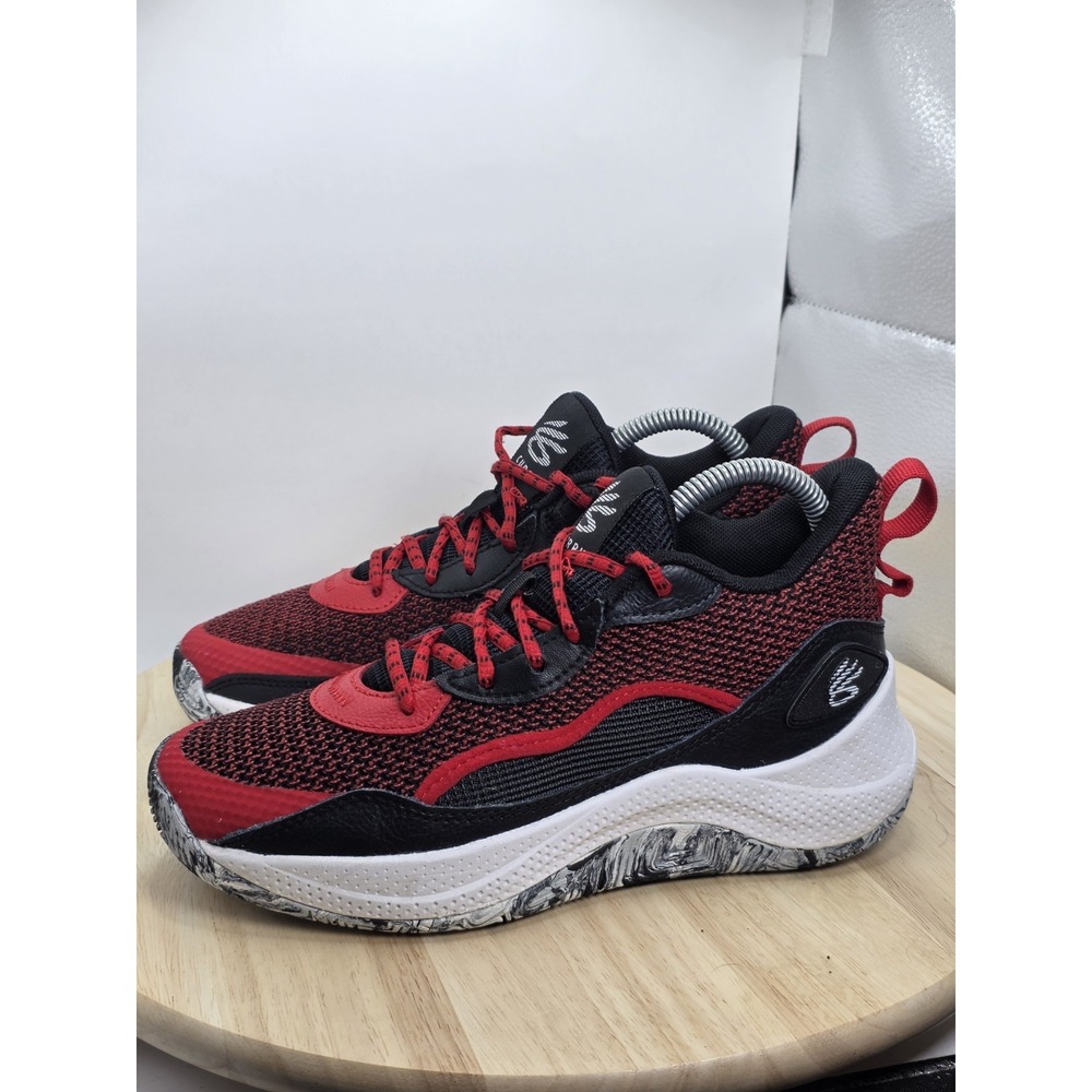 Youth Size 5.5 - Under Armour Curry 3Z 24 3027627-004 Basketball Shoes Sneakers